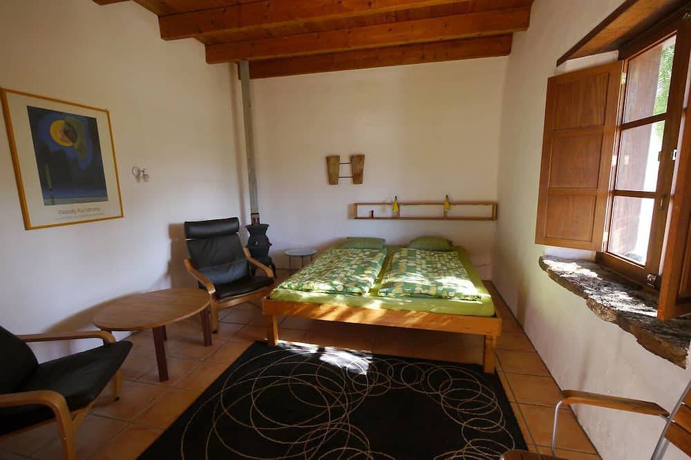 Casa Consultorio, country house in unique nature. in Guatiza, Teguise