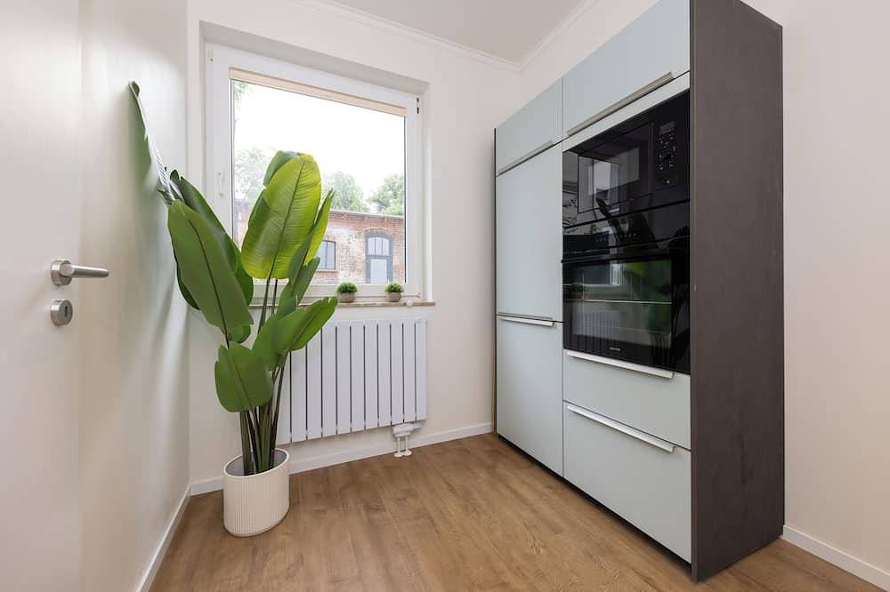 Ganze Wohnung, 120qm & 5-Zimmer Luxus Apartment mit Garten in Friedrichshain - Kreuzberg, Berlin