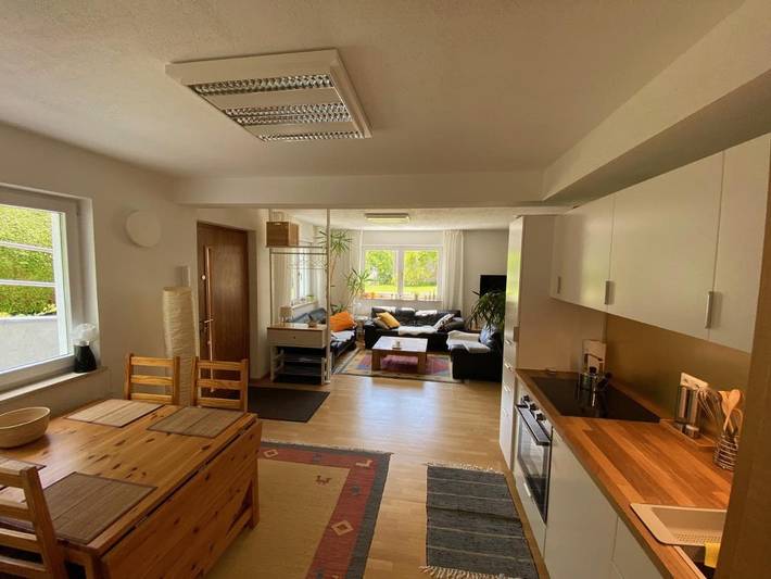 Ferienwohnung für 4 Personen, mit Terrasse und Garten sowie Ausblick