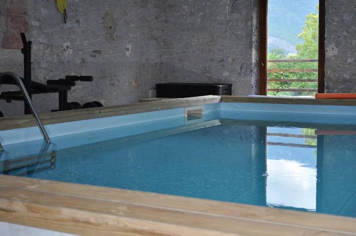 Location de vacances pour 2 personnes, avec piscine et sauna ainsi que jardin et terrasse à Noyarey - 2