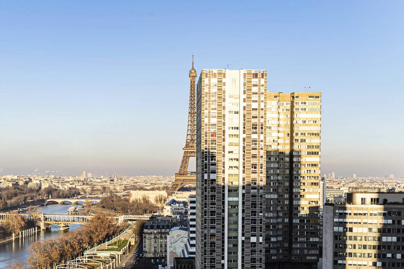 Appartement entier, Tour Eiffel : vues panoramiques & Seine ? Séjour luxe 2 chambres in Tour Eiffel, Paris