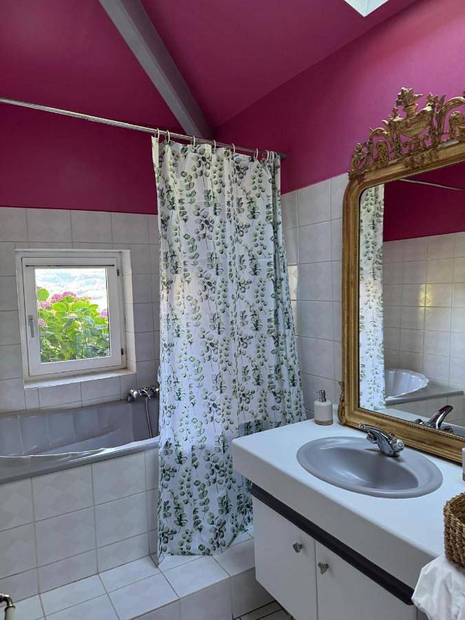 Location de vacances pour 6 personnes, avec terrasse et vue à Cenves - 2