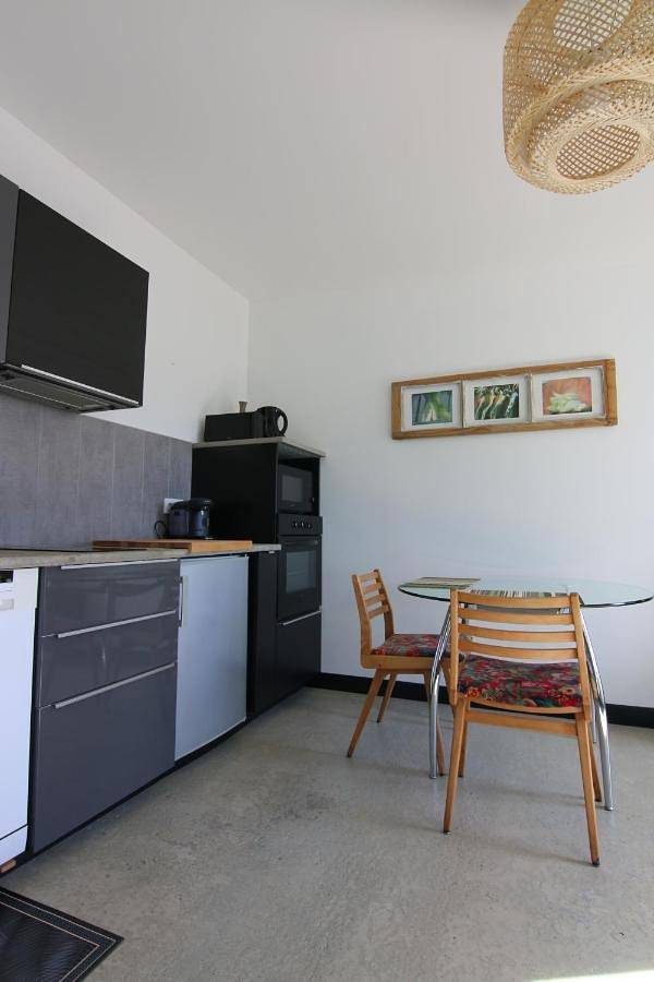 Location de vacances pour 2 personnes, avec vue et jardin à Langrolay-sur-Rance - 4