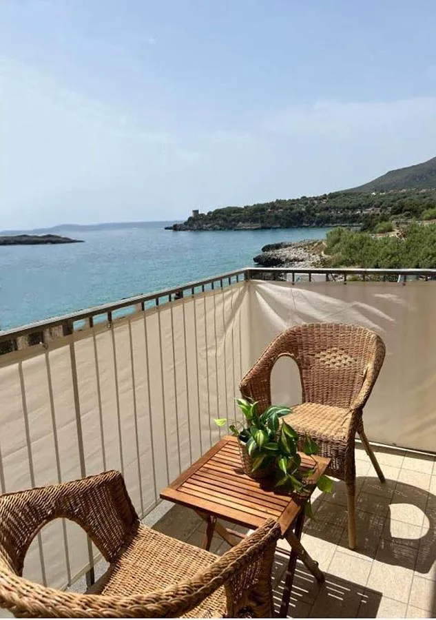 Alojamiento y desayuno para 4 personas, con balcón y vistas - 1