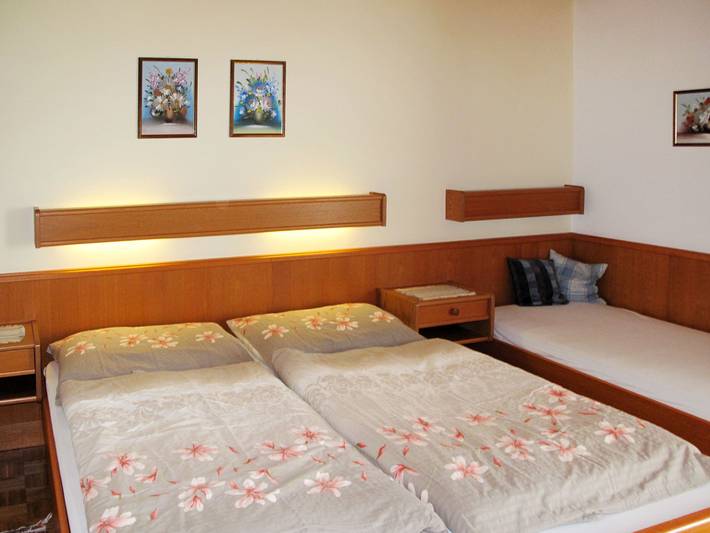 Ferienwohnung für 4 Personen, mit Balkon und Garten am Attersee - 4