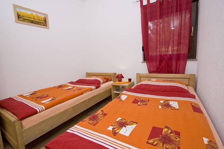Ganzes Haus mit Whirlpool nur für Sie - Plitvicer Seen in Rudanovac, Plitvicer Seen
