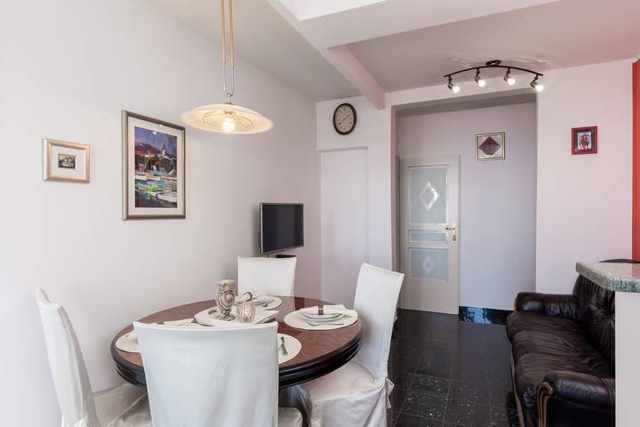 Ganze Wohnung, Ferienwohnung für 4 Personen mit Meerblick in Dubrovnik, Grad Dubrovnik
