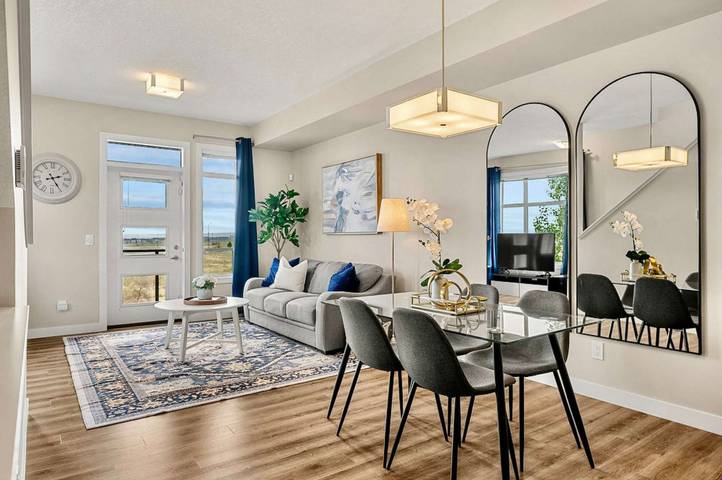 Holiday home for 5 people, with garden and balcony, child-friendly in Calgary