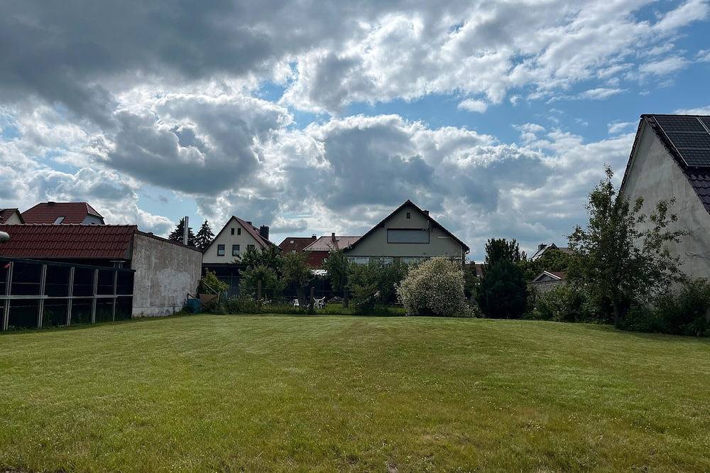 Ganze Wohnung, Ferienwohnung 'Veronika' mit Gemeinschaftsgarten und Wi-Fi in Leinefelde-Worbis, Region Eichsfeld