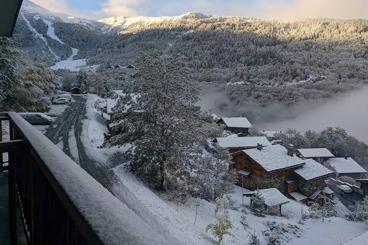 Location de vacances pour 10 personnes, avec balcon ainsi que jardin et jacuzzi à Valmeinier