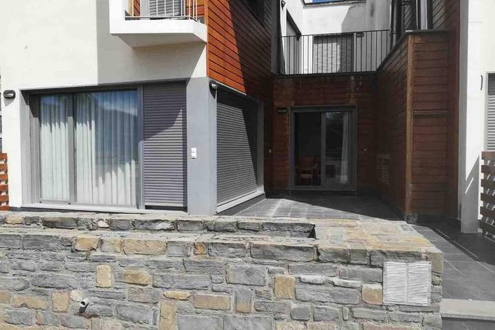 Location de vacances pour 8 personnes, avec vue ainsi que piscine et terrasse, animaux acceptés à Sabiñánigo - 4