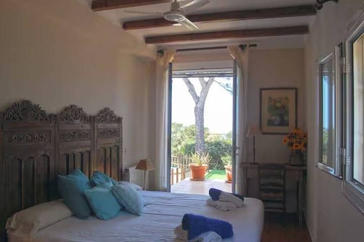 Looking for calm? House in the middle of nature: sea views and swimming pool in Tolleric, Llucmajor