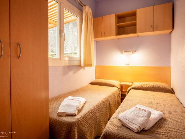 Location de vacances pour 6 personnes, avec sauna et piscine ainsi que terrasse et jacuzzi à Vilanova i la Geltrú - 4