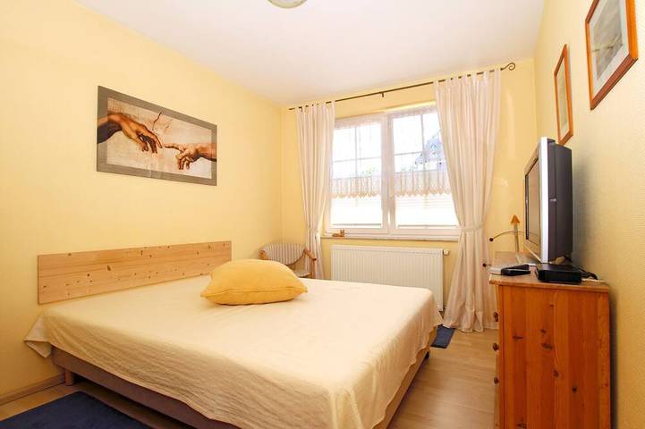 Ferienhaus für 5 Personen, mit Whirlpool und Garten sowie Terrasse in Berlin Umland - 4