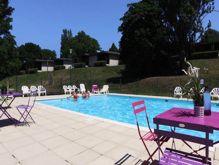 Gîte pour 5 personnes, avec piscine, adapté aux familles à Parent - 3