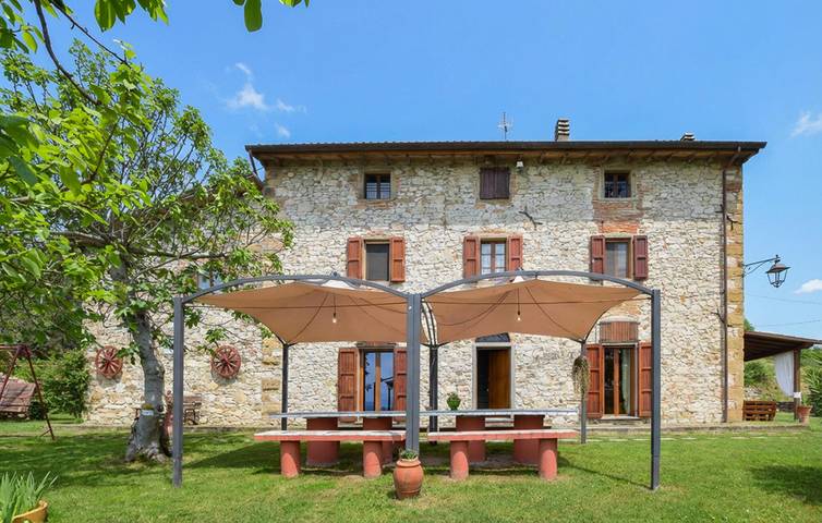 Casa vacanza per 12 persone, con Terrazza e Giardino nonché Vista lago a Caprese Michelangelo