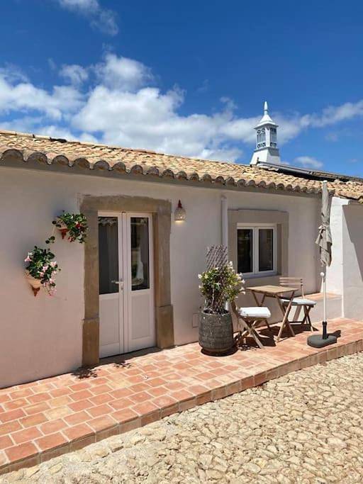 Vivendas de férias para 2 pessoas, com Varanda e Terraço e ainda Jardim and Vista em Faro