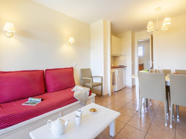 Ferienpark für 6 Personen, mit Balkon/Terrasse und Terrasse sowie Pool in Provence-Alpes-Côte d'Azur