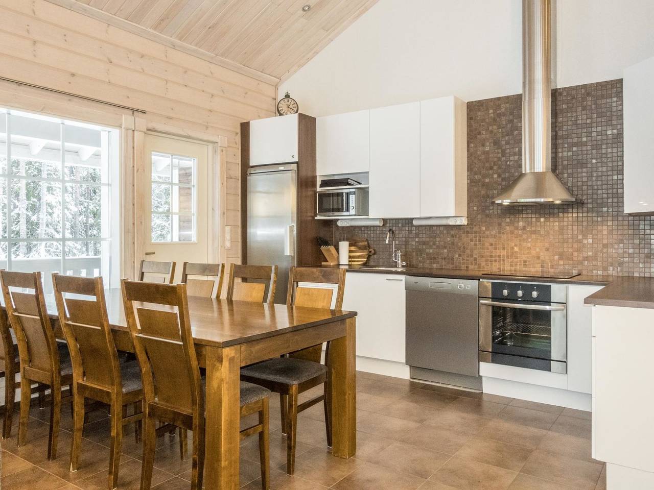 Atrin suvanto b in Levi