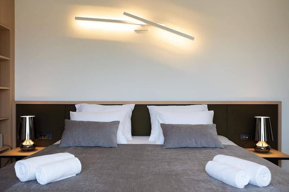 Villa Dusana - Beachfront villa with pool in Dalmatia in Cavtat, Dubrovnik-Neretva