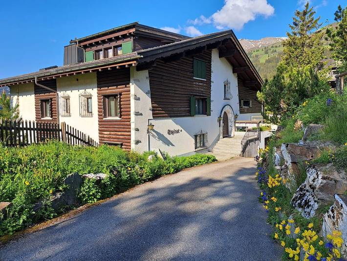Ferienwohnung für 4 Personen, mit Balkon in der Lenzerheide