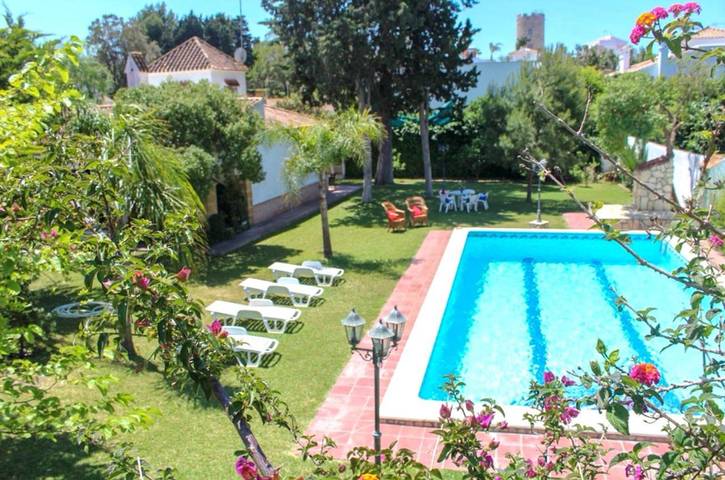 Chalet para 7 personas, con jardín y piscina en Fuente del Gallo