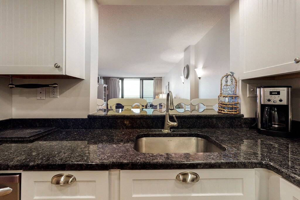 Ganze Wohnung, Sea Colony 5th floor condo w/ tennis court, elevator, and gym - ocean view in Sea Colony, Middlesex Beach