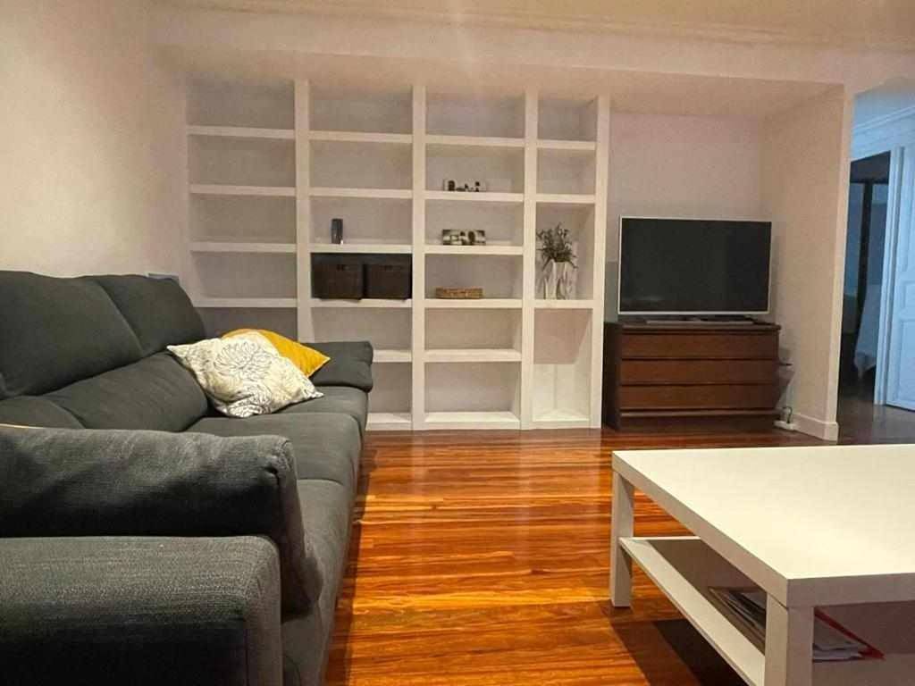 Apartamento entero, Three-Bedroom Apartment in Zarauzko hondartza (Zarautz), Zarauz