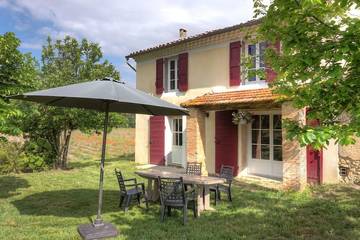 Gîte pour 4 personnes, animaux acceptés à La Tour-d'Aigues
