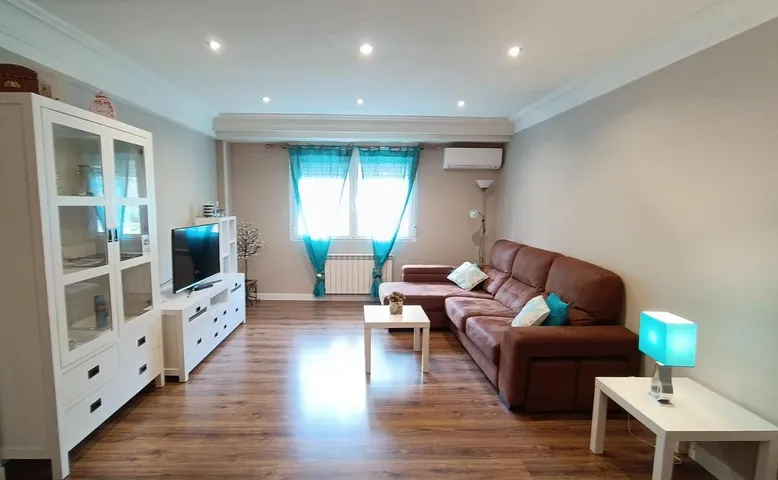 Apartamento de vacaciones para 5 personas, con terraza, Familias con niños - 1