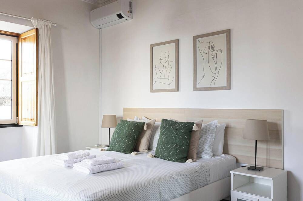 Casa da Gente T2 by Pontanegraazores in Biscoitos, Terceira (Azoren)