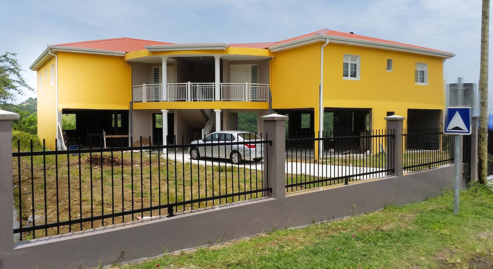 Entire apartment, Spacious apartment with mountain view in Le Marin, 82 sqm. in Le Marin, Martinique