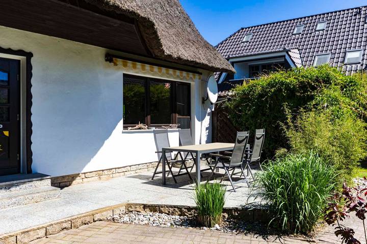 Ferienhaus für 6 Personen, mit Terrasse und Garten - 1