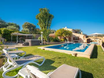 4 km von Alcúdia: Rustikale, komfortable Finca Ca Na Guerrera in Alcúdia, Mallorca Norden für 7 