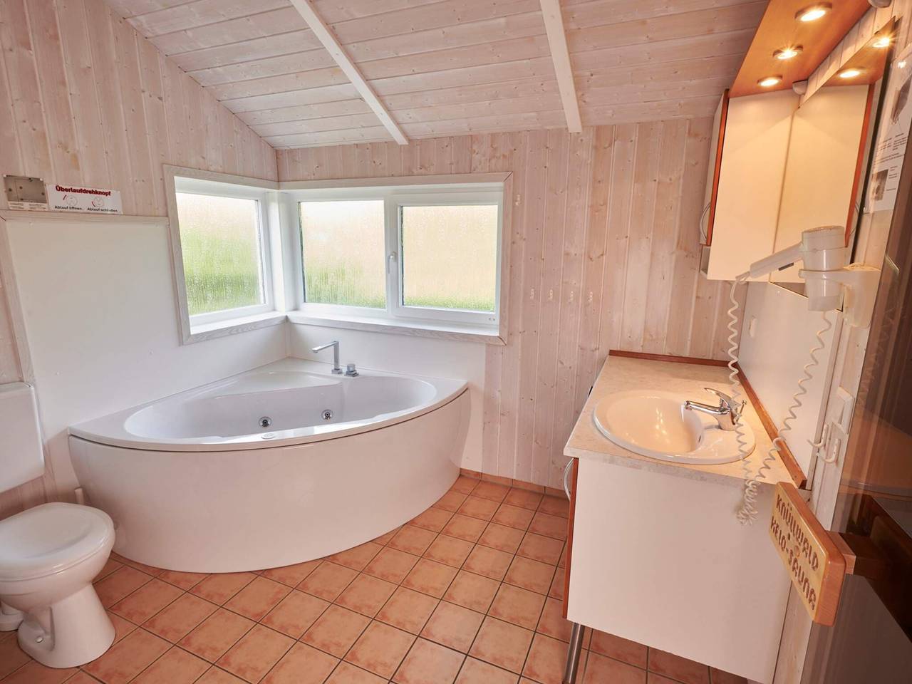 4 Sterne Ferienhaus in Friedrichkoog in Friedrichskoog-Spitze, Friedrichskoog