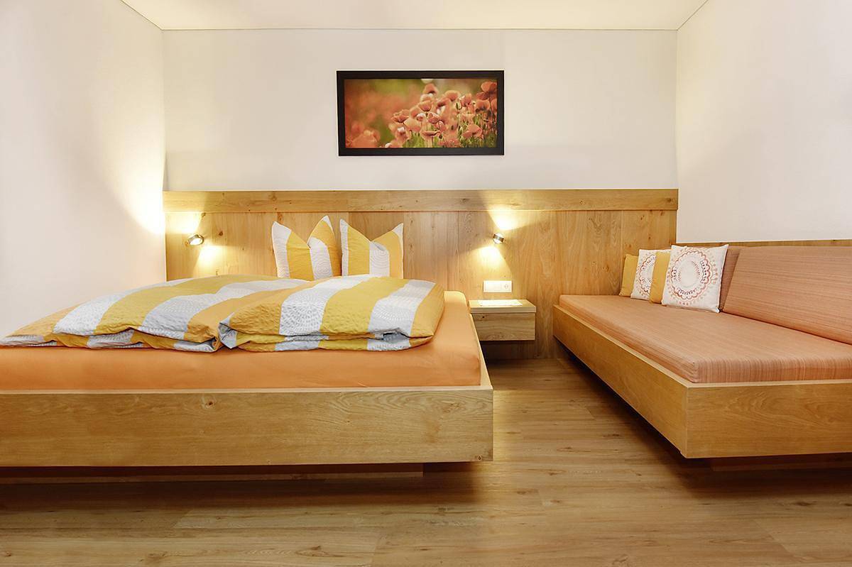 Ganze Ferienwohnung, Apartment/1 Schlafraum/Dusche, Wc, Studio in Sankt Gallenkirch (Stadt), Sankt Gallenkirch