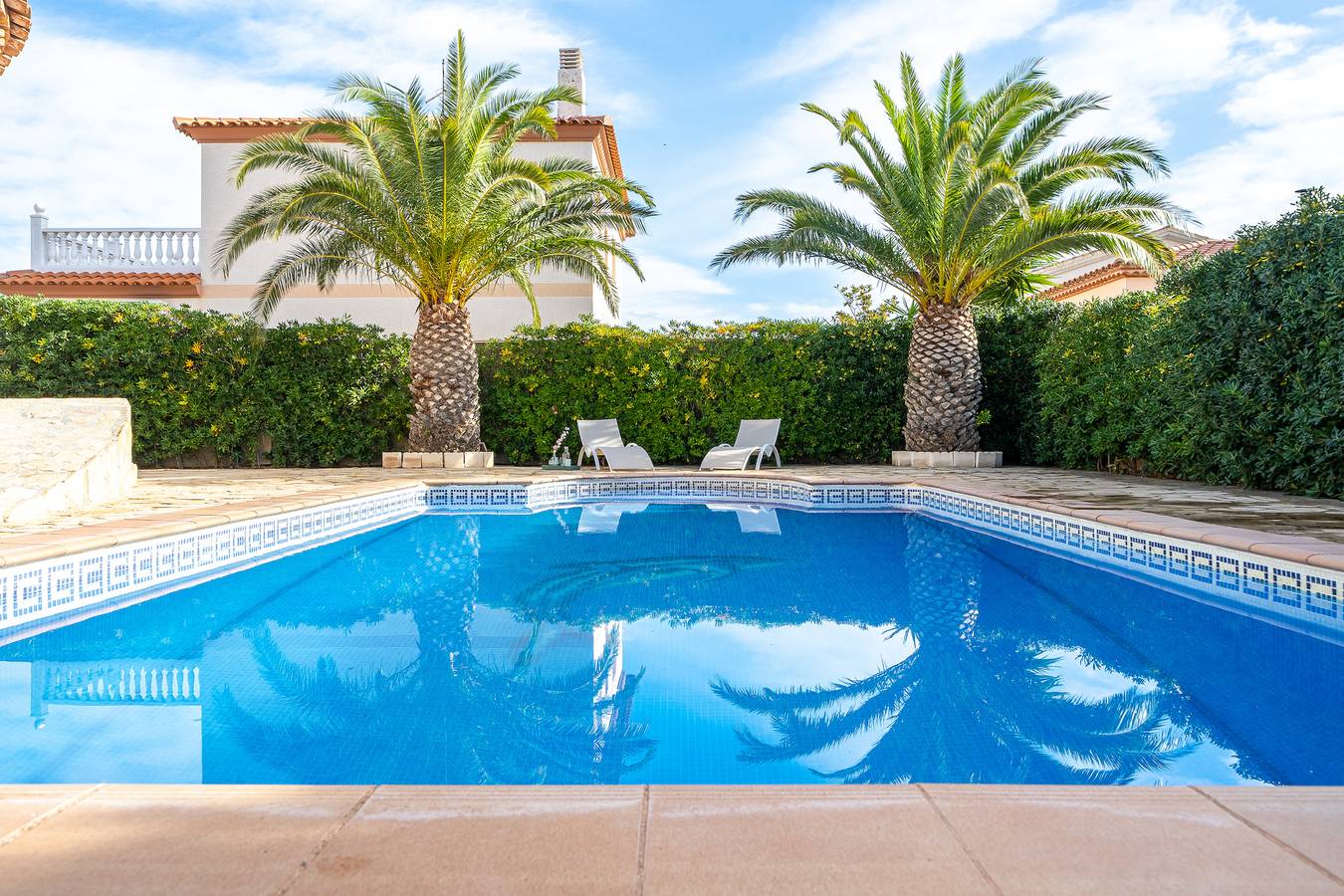 Villa "Manuela" con piscina y terrazas in Montroig, Costa Dorada