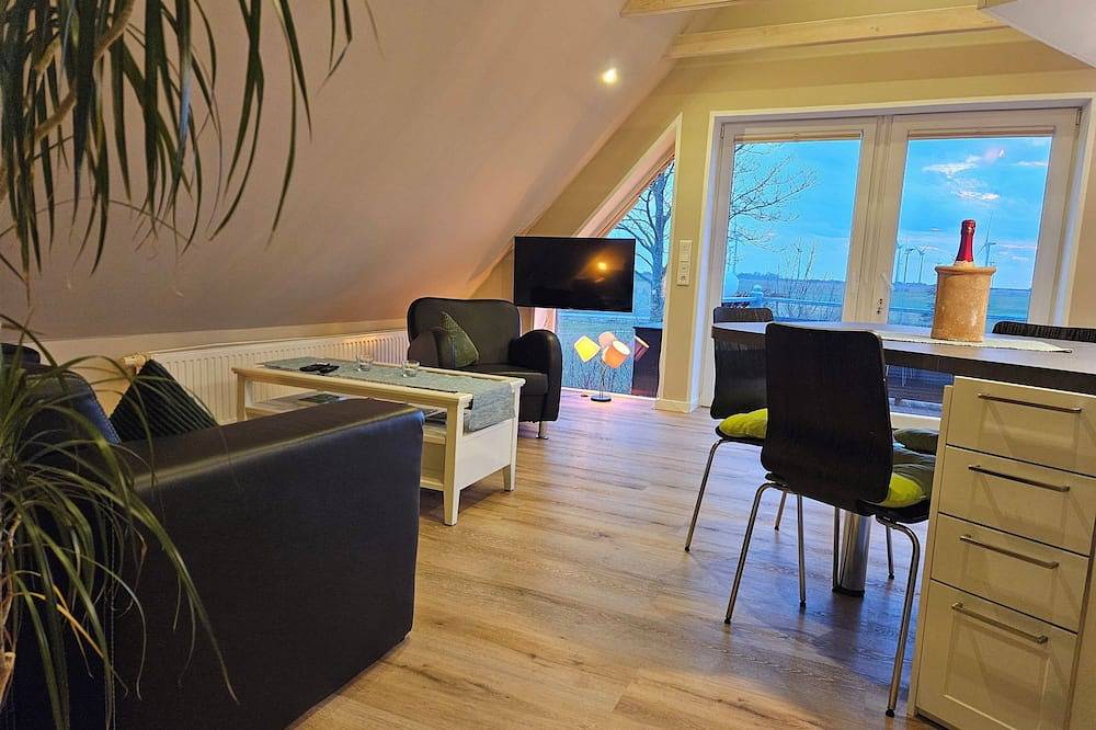 Ganze Wohnung, \"Ferienhaus Wind\" am Ende einer Sackgasse gelegen mit Blick über die Marsch in Struckum, Nordfriesland