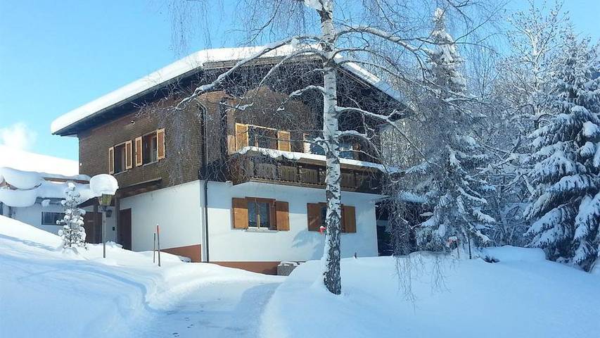 Ferienwohnung für 6 Personen, mit Balkon und Garten in Dalaas
