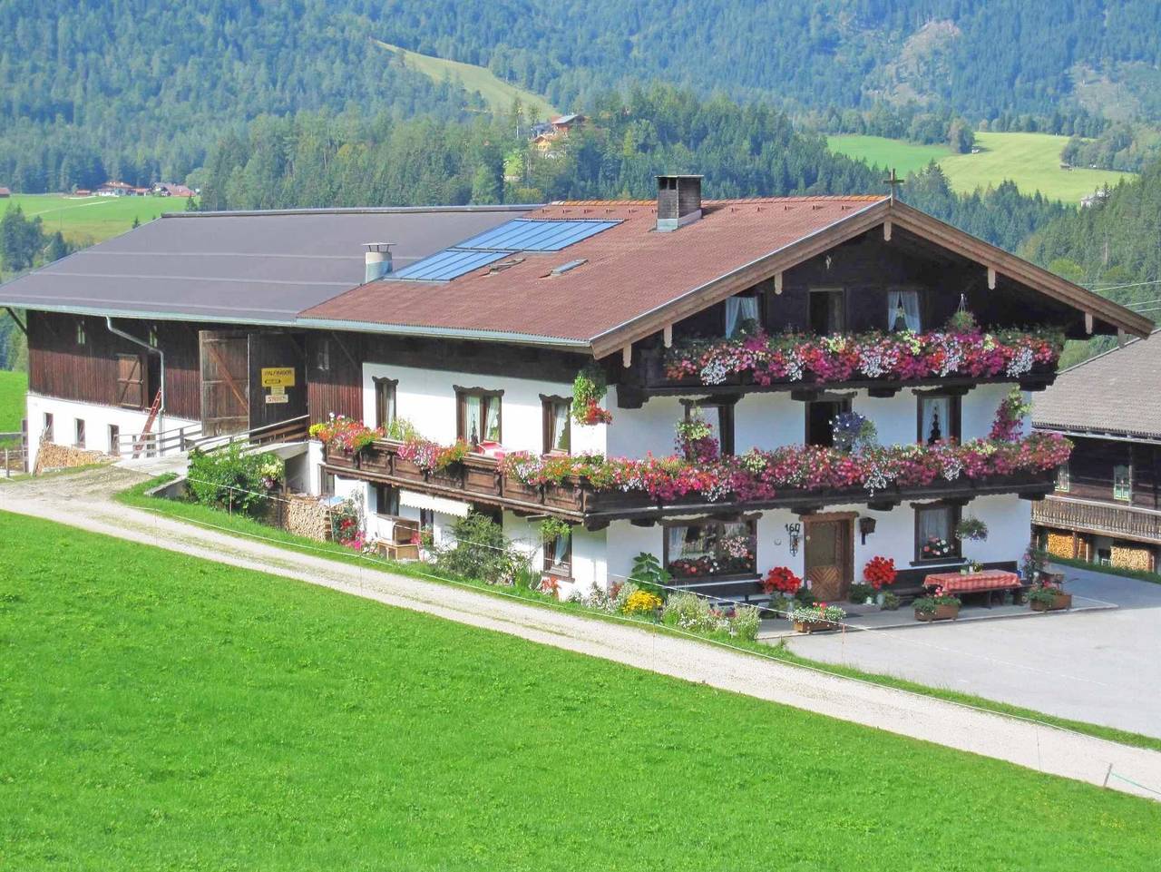 Ganze Ferienwohnung, Bauernhaus Enterhof - Ferienwohnung Enterhof in Steinberg am Rofan, Kaisergebirge