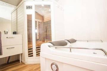 Gîte pour 2 personnes, avec jacuzzi et sauna à Aulnay-sous-Bois