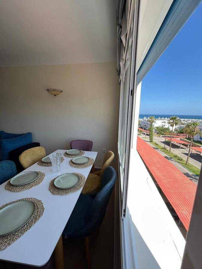 Apartamento de vacaciones para 6 personas, con piscina además de terraza y vistas - 1
