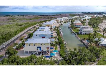 Villa for 10 People in Marathon, Monroe County, Photo 4