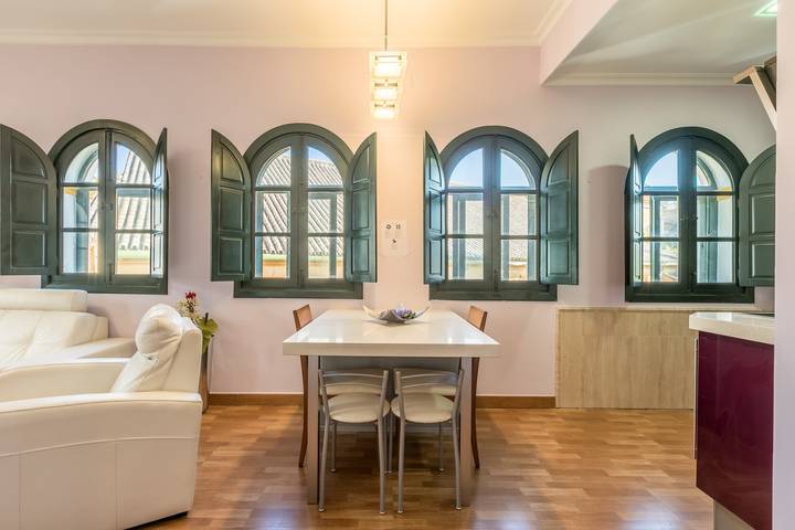 Belle Pop V2 Apartment in Casco Antiguo, Sevilla