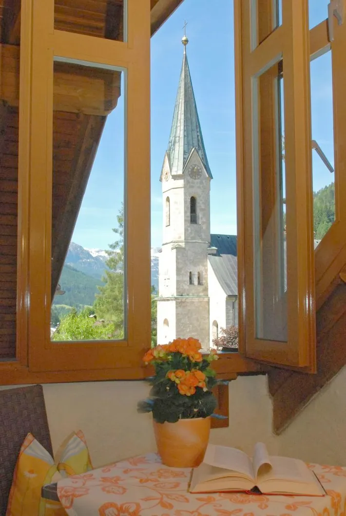 Apartmenthotel für 4 Personen, mit Ausblick und Balkon - 1