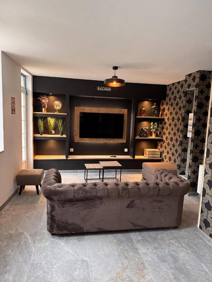 Location de vacances pour 4 personnes, avec jardin et terrasse à Fontenay-le-Pesnel