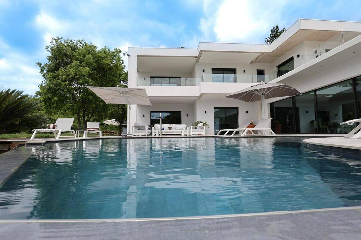Villa in Aix-en-Provence, Aix-en-Provence en omgeving