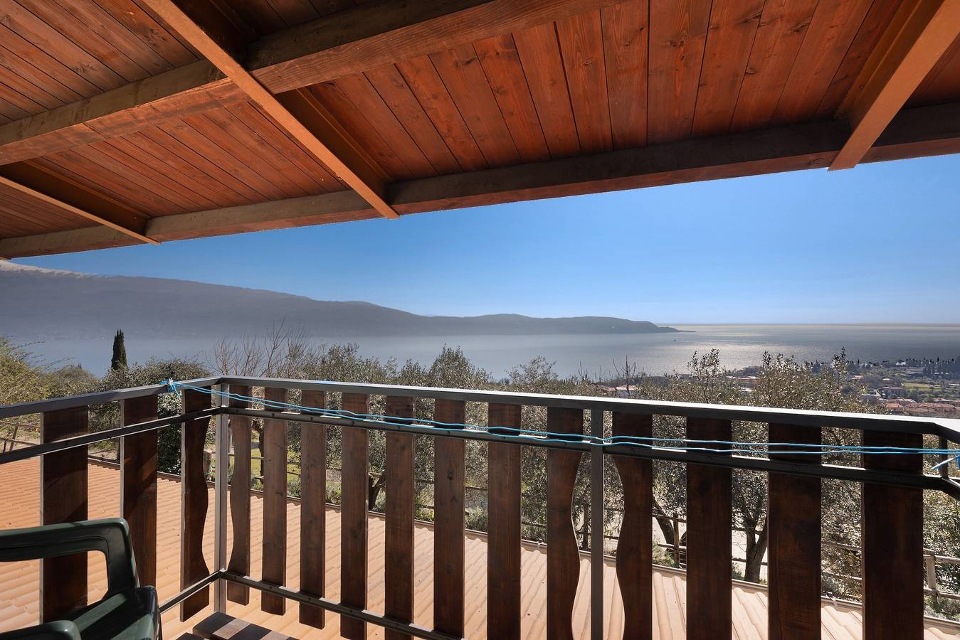 Room 'Camera Familiare Classic' with Lake View, Shared Garden and Wi-Fi in Toscolano-Maderno, Garda Mountains