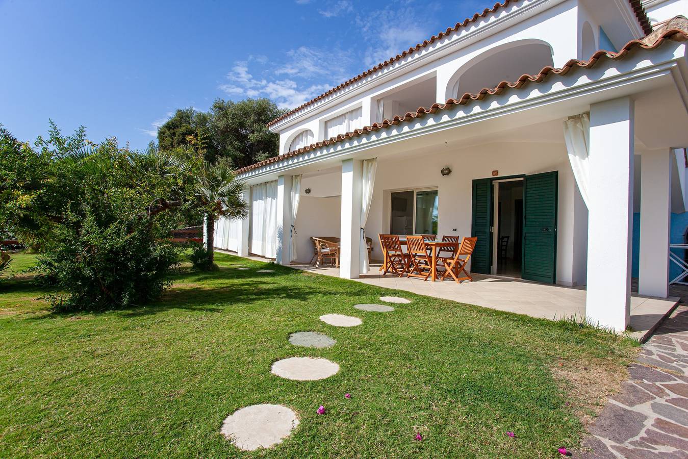 Ferienhaus 'Villa Mula 1' mit Wlan, Garten und Gemeinschaftspool in Orosei, Nuoro Provinz