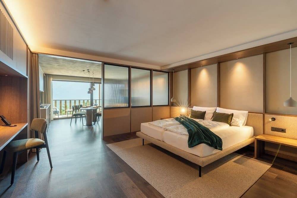 Apartamento entero, Luxury apartments in the center of Dorf Tirol-quiet location. 102 in Tirol (Italia), Grupo Texel